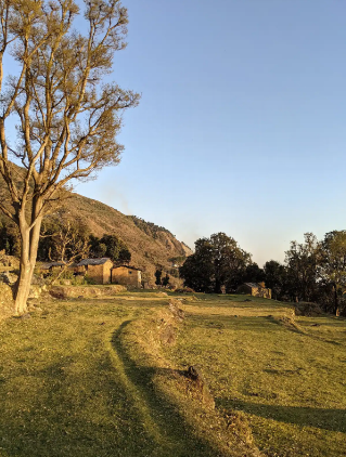 Naturesync mudhouse - Naturesync mudhouse 697H+26P, Khrota Rd, Khanyara, Kharota, Himachal Pradesh 176218, India