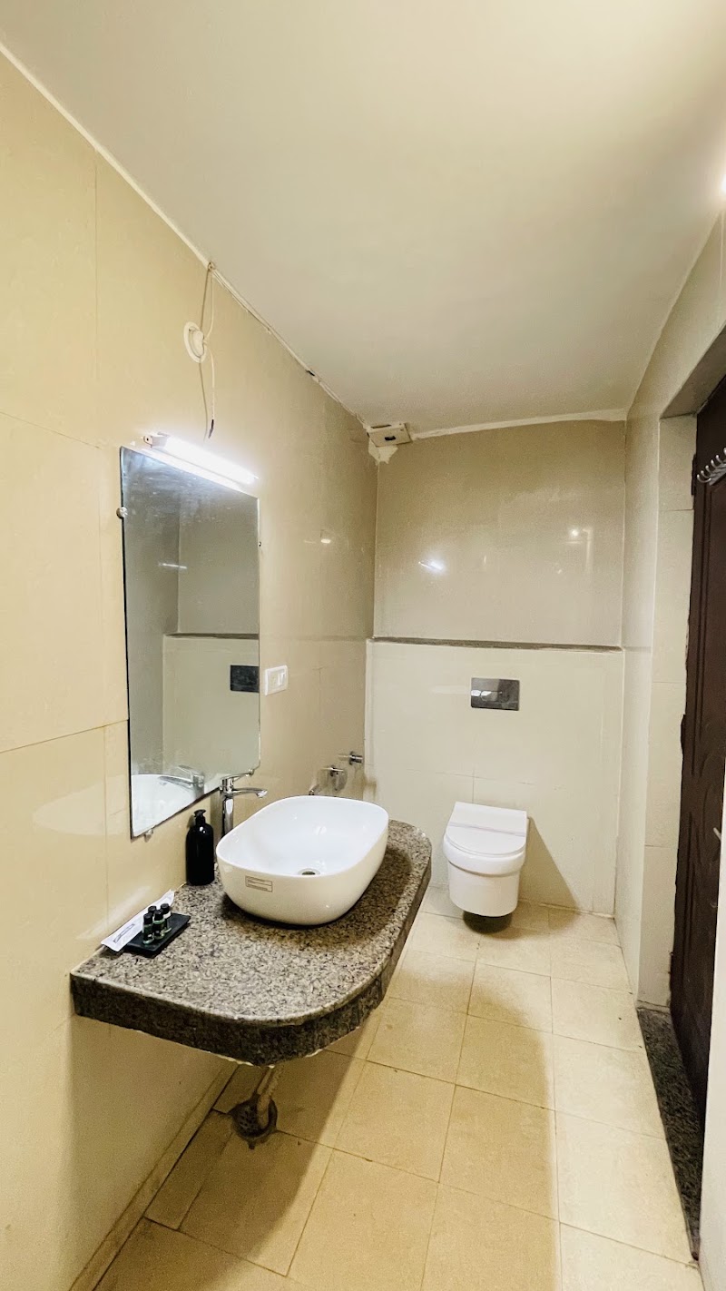 The British Kothi - The British Kothi 14, Stanley Rd, opposite traffic, Juhi Colony, Dwarika Puri, Police Line, Prayagraj, Uttar Pradesh 211002, India