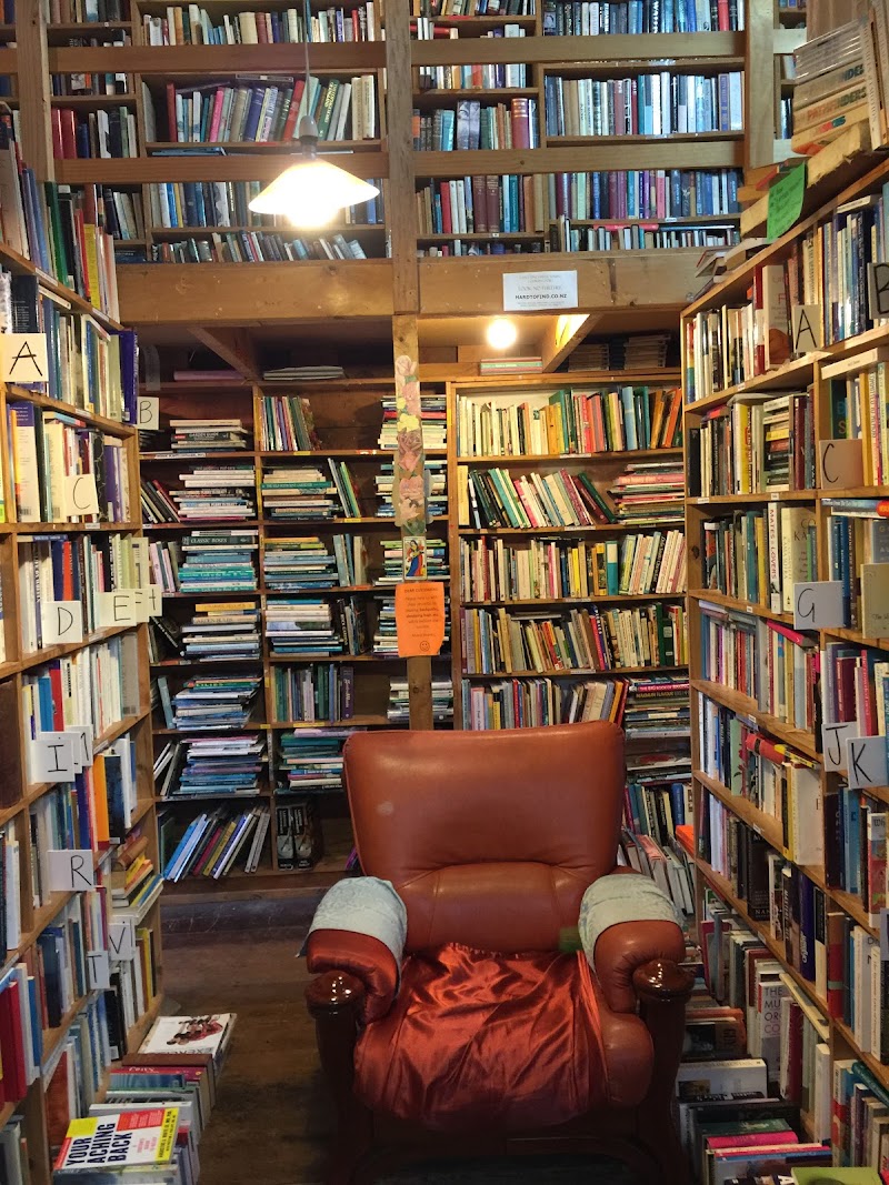 Hard To Find Books - Hard To Find Books 4 Glenside Crescent, Eden Terrace, Auckland 1010, New Zealand