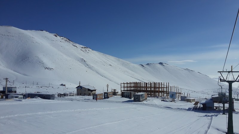 Alvares Ski Resort - Alvares Ski Resort, 6V6H+P6P، اردبیل، استان اردبیل، Iran