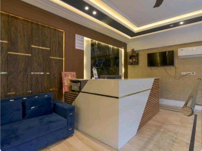 Hotel Del Inn Near IGI Airport - Hotel Del Inn Near IGI Airport 420/2, Road no.4,Gali, Sai, Near, IGI Rd, Block RZ, Mahipalpur Village, Mahipalpur, New Delhi, Delhi 110037, India
