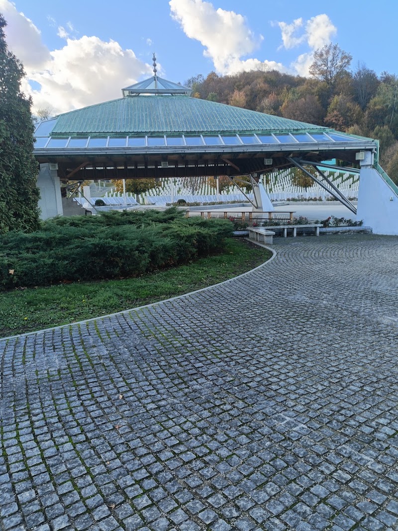 Srebrenica Memorial Center - Potocari - Srebrenica Memorial Center - Potocari, 5852+6M7, Potočari 75430, Bosnia and Herzegovina