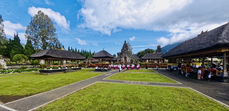 Hire Your Bali Driver - Hire Your Bali Driver, Jl. Raya Sayan Gg. Cahaya No.56, Sayan, Kecamatan Ubud, Kabupaten Gianyar, Bali 80571, Indonesia