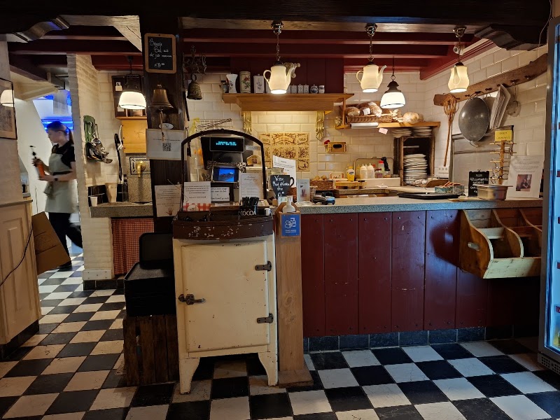 Lunchroom Den Contente Mensch - Lunchroom Den Contente Mensch Botermarkt 15, 5256 AV Heusden, Netherlands