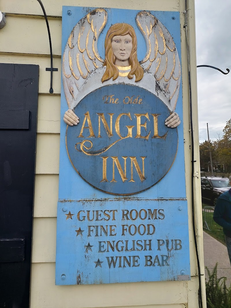 The Olde Angel Inn - The Olde Angel Inn 224 Regent St, Niagara-on-the-Lake, ON L0S 1J0, Canada