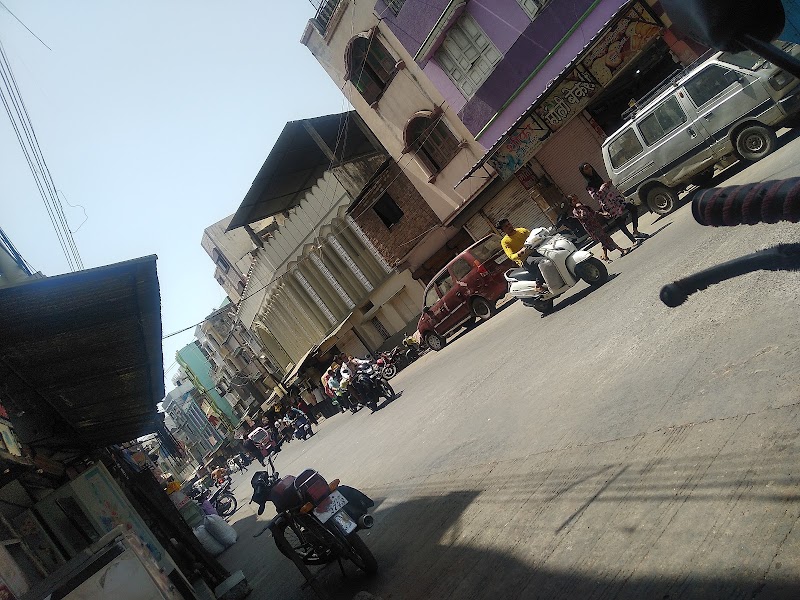 UJJAIN MARKET - UJJAIN MARKET, 5QJG+XVH, Mahakal Marg, Daulat Ganj, Suraj Nagar, Ujjain, Madhya Pradesh 456006, India