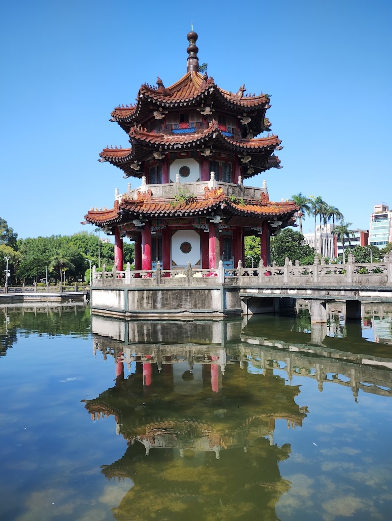 Tsui Hang Pagoda - Tsui Hang Pagoda, No. 3 號, Ketagalan Blvd, Liming Village, Zhongzheng District, Taipei City, Taiwan 100