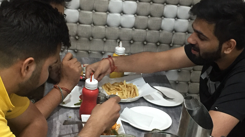 Anandam Restaurant - Anandam Restaurant Opp. Goyal Motors, Deoghat, Solan, Himachal Pradesh 173211, India
