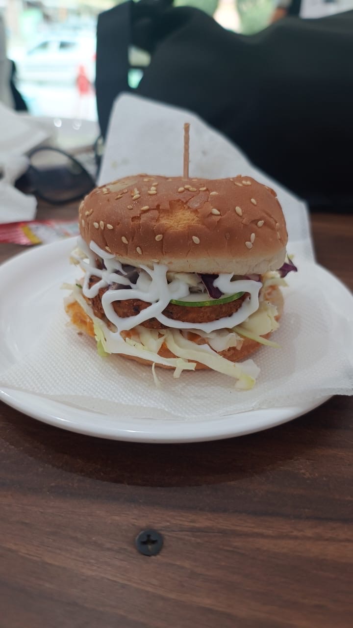 Himalayan Food Corner - Himalayan Food Corner near Dev Sanskriti Tour and Travels, Aut, Himachal Pradesh 175121, India