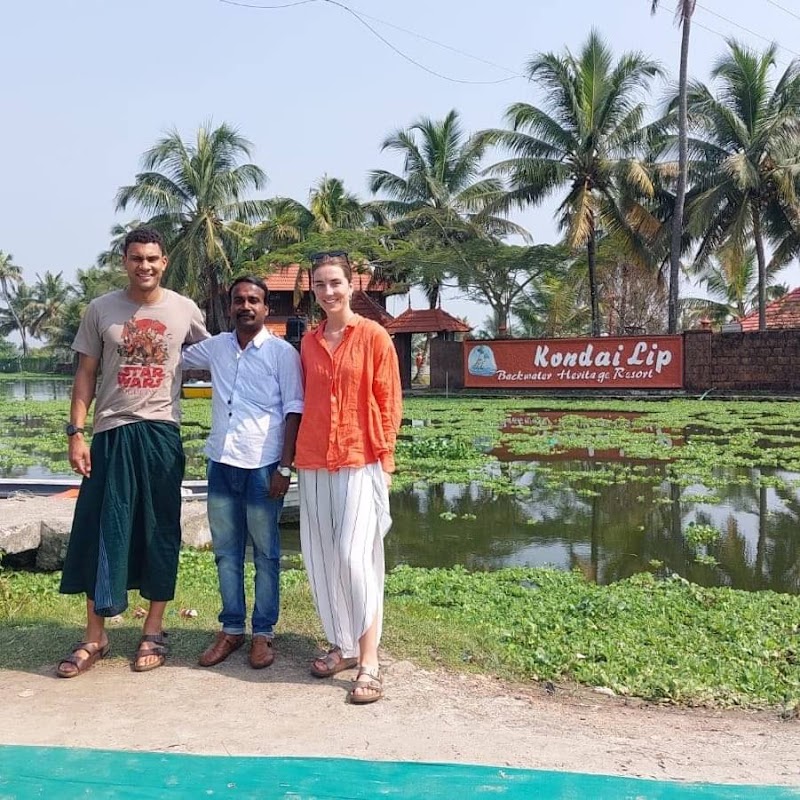Tour Kerala.. POORAPREMI ❤️ - Tour Kerala.. POORAPREMI ❤️, Periyar Nagar, Aluva, Kerala 683101, India