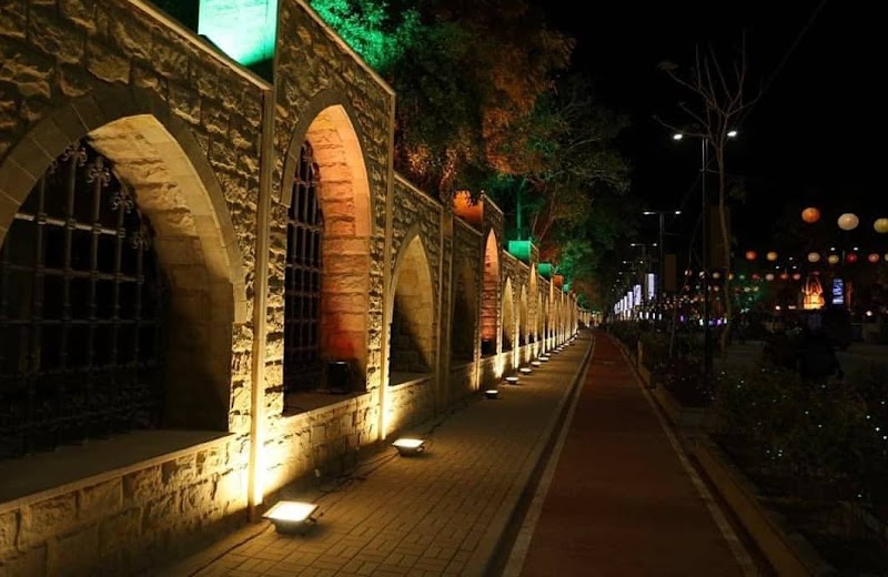Happy Street - Happy Street, Netaji Rd, Ellisbridge, Ahmedabad, Gujarat 380006, India