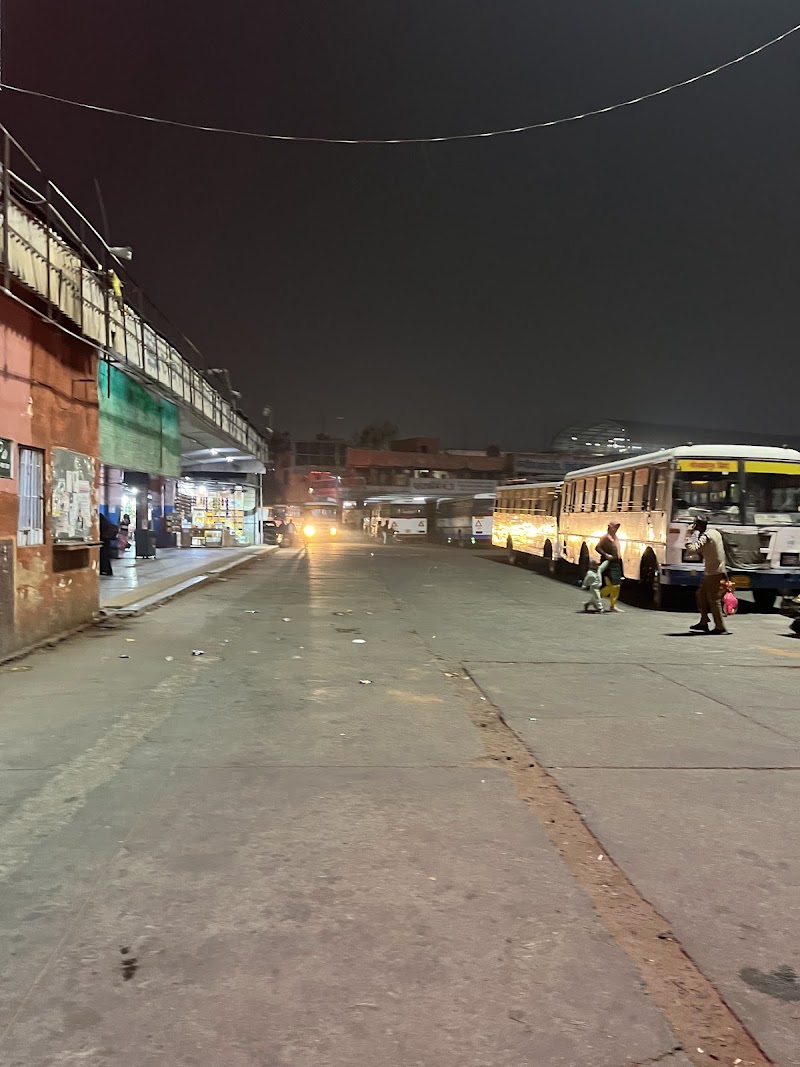 Sindhi Camp Bus Station Jaipur - Sindhi Camp Bus Station Jaipur WRF2+M8F, Kanti Nagar, Sindhi Camp, Jaipur, Rajasthan 302006, India