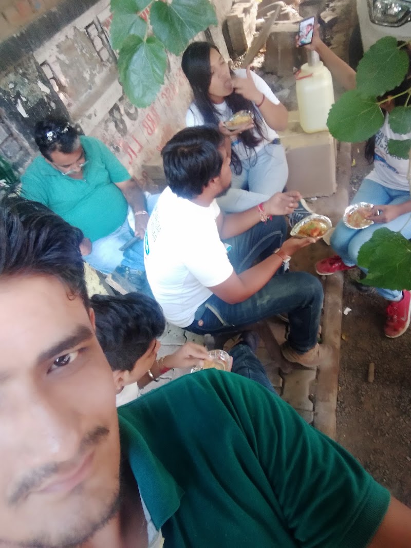 Jamnagari Ghugra - Jamnagari Ghugra, opp. Nilkanth avenue-2, near Cu Shah Commerce College, Sattar Taluka Society, Usmanpura, Ahmedabad, Gujarat 380009, India