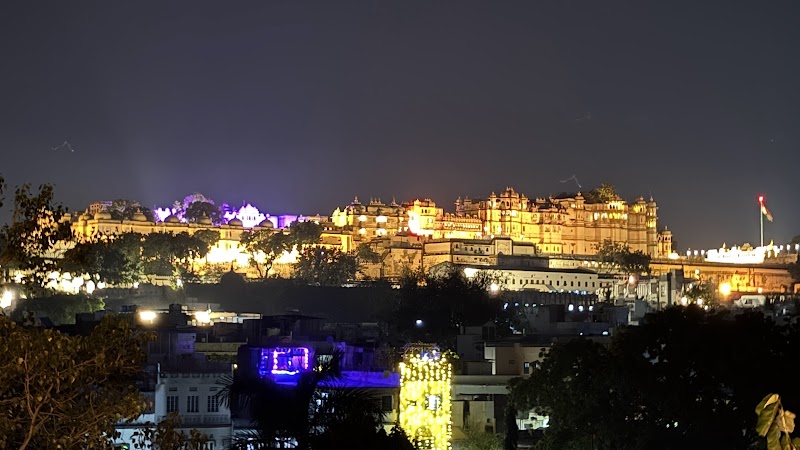 Janak Vilas- A Heritage Boutique Hotel - Janak Vilas- A Heritage Boutique Hotel 14B, Lake Palace Rd, opposite Rang Niwas, Old City, Kalaji Goraji, Udaipur, Rajasthan 313001, India