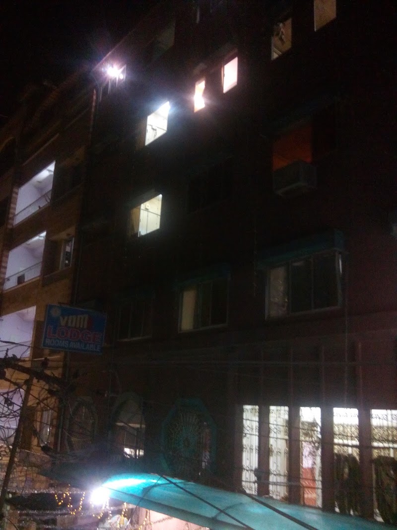 VDM Lodge - VDM Lodge W4FM+2X3, Gandhi Rd, opposite MURTHY SARAVANA TEXTILES, Sripuram, Saidapet, Vellore, Tamil Nadu 632004, India
