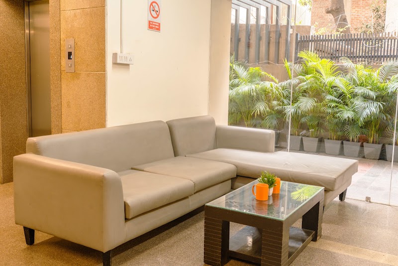 Uniliv Oak - Girls PG in Saket - Uniliv Oak - Girls PG in Saket B-7, opposite GYAN BHARATI SCHOOL, Ashok Vihar, Saket, Delhi, New Delhi, Delhi 110017, India