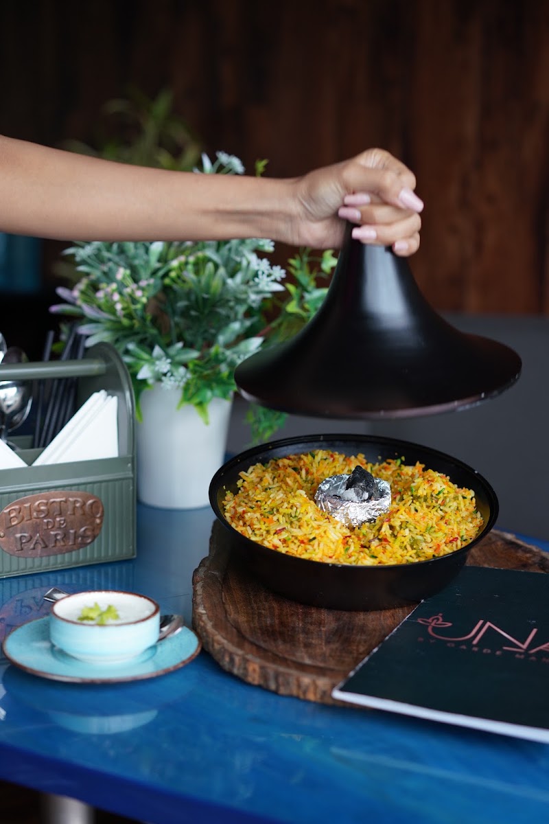 Una by Garde Manger - Una by Garde Manger 35, Jalvihar Colony Chowk, 6MQ4+6FH, 35, Jalvihar Colony Rd, Jal Vihar Colony, Civil Lines, Raipur, Chhattisgarh 492001, India
