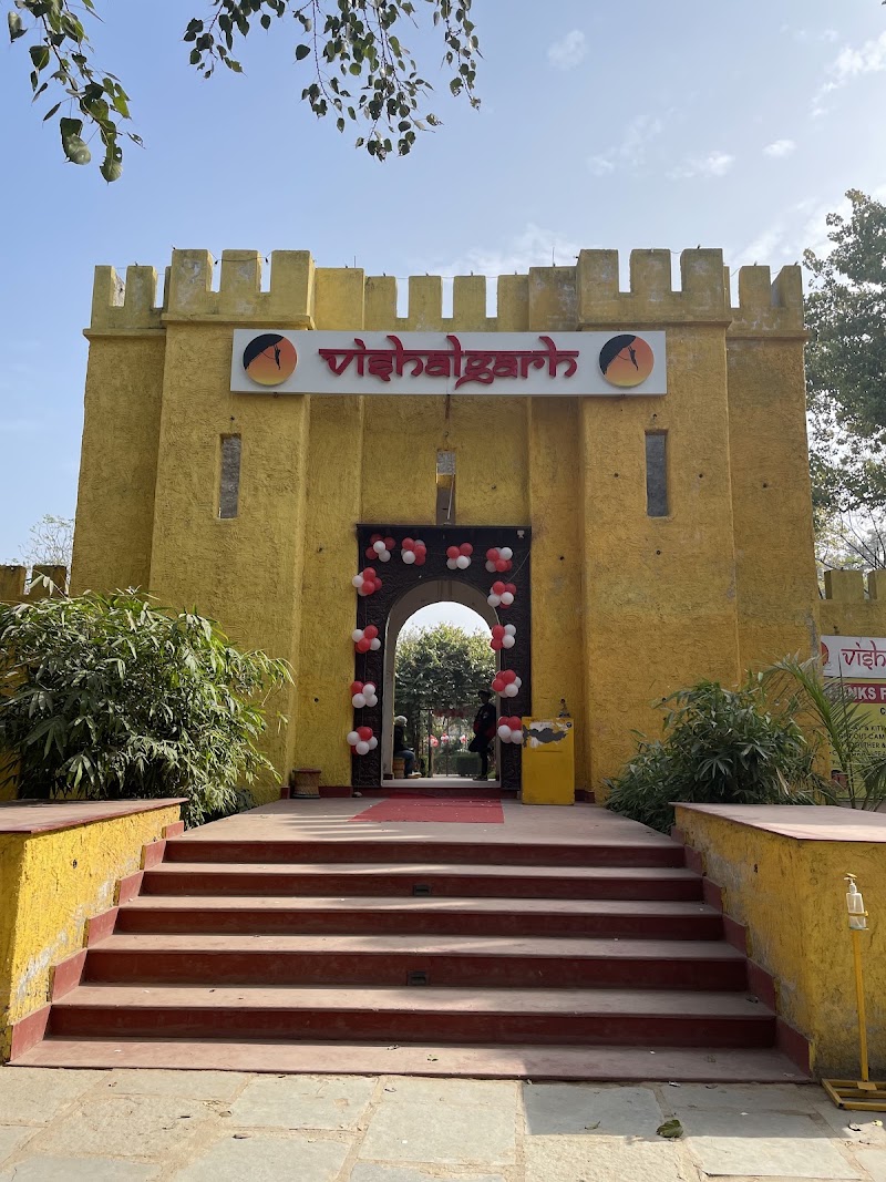 Vishalgarh Farms - Vishalgarh Farms Teekli, Garat Pur Bas Village, Near, Sohna Road, Badshahpur, Gurugram, Tikli, Haryana 122101, India