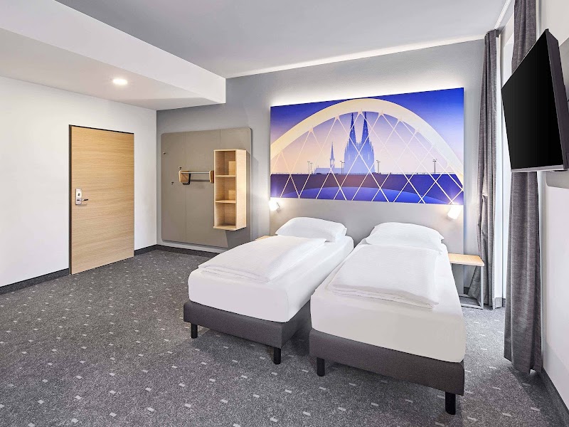 B&B HOTEL Köln-Messe - B&B HOTEL Köln-Messe Gummersbacher Str. 6, 50679 Köln, Germany