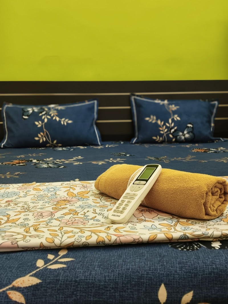 OM HOME STAY AYODHYA - OM HOME STAY AYODHYA Saketpuri, Deokali, Faizabad, Ayodhya, Uttar Pradesh 224001, India