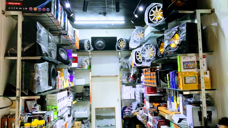 Verma Electronics and car accessories - Verma Electronics and car accessories, Shop No.233, Market Road, Sector 35D, Sector 35, Chandigarh, 160022, India