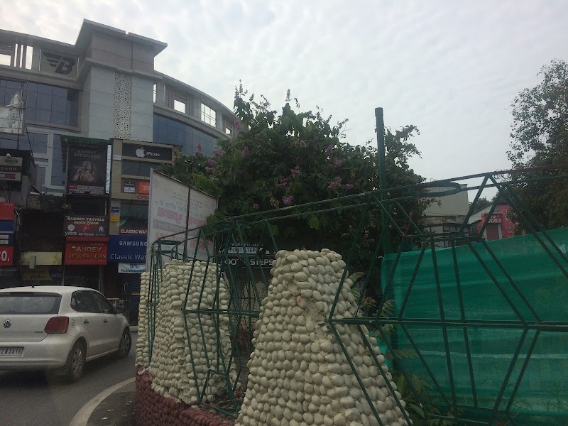 Chakrata Road - Chakrata Road, Chakrata Rd, Dehradun, Uttarakhand 248006, India