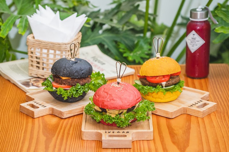 IVEGAN SUPERSHOP - IVEGAN SUPERSHOP Lô 31 An Thượng 4, Ngũ Hành Sơn, Đà Nẵng 550000, Vietnam