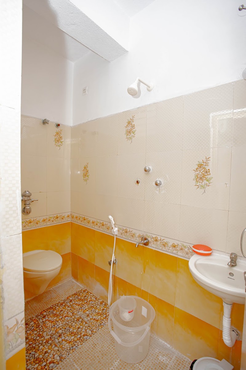 Rock Beach Retreat - Rock Beach Retreat WRGJ+GMH, St Antoine St, White Town, Puducherry, 605001, India