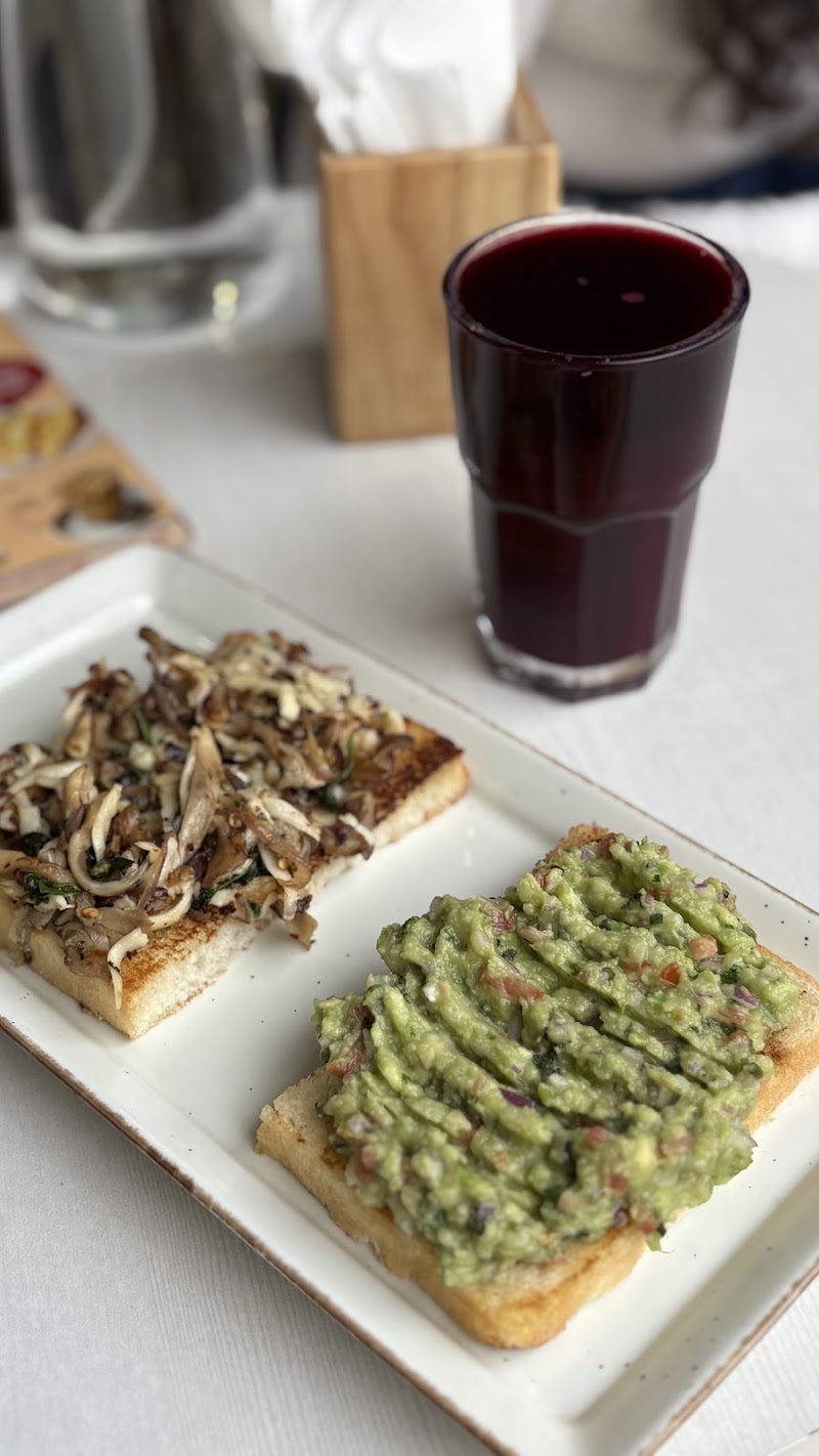 Toss and toast - Toss and toast Shop no. 1&2, below PALM BEACH RESIDENCY, Sector 4, Nerul, Navi Mumbai, Maharashtra 400706, India