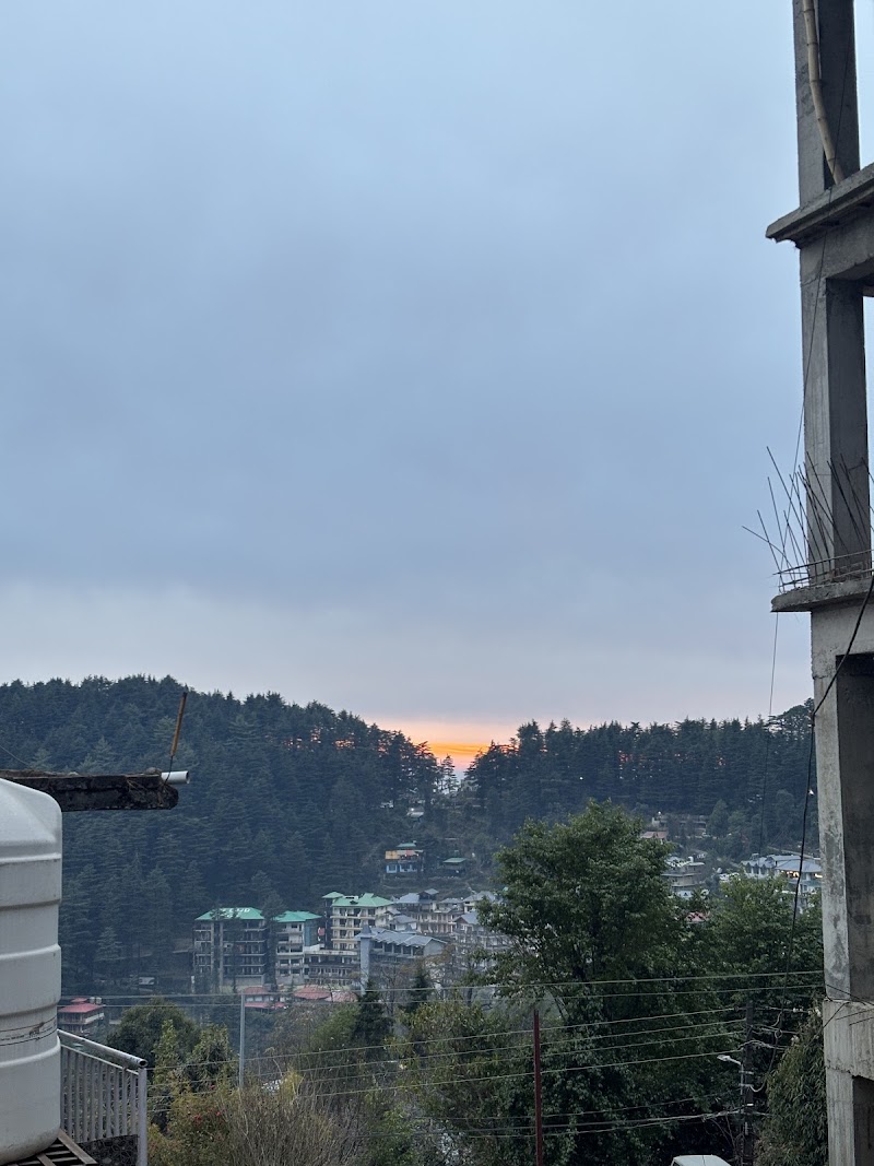 Rahgir Hostel - Rahgir Hostel, temple, behind Bhagsunag Road, Bhagsu Nag, McLeod Ganj, Dharamshala, Himachal Pradesh 176216, India