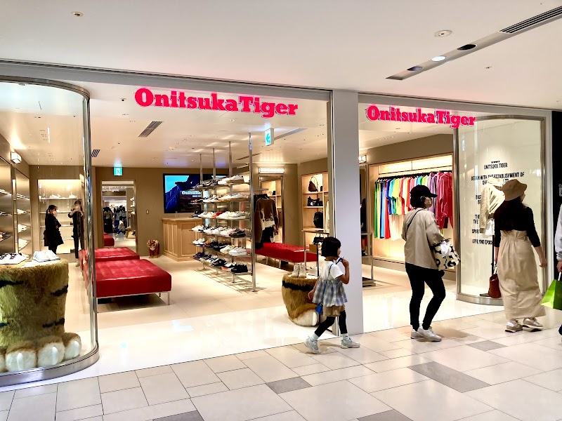 Onitsuka Tiger Namba City - Onitsuka Tiger Namba City, Japan, 〒542-0076 Osaka, Chuo Ward, Namba, 5-chōme−1−1番60号 なんばCITY 本館 地下1階