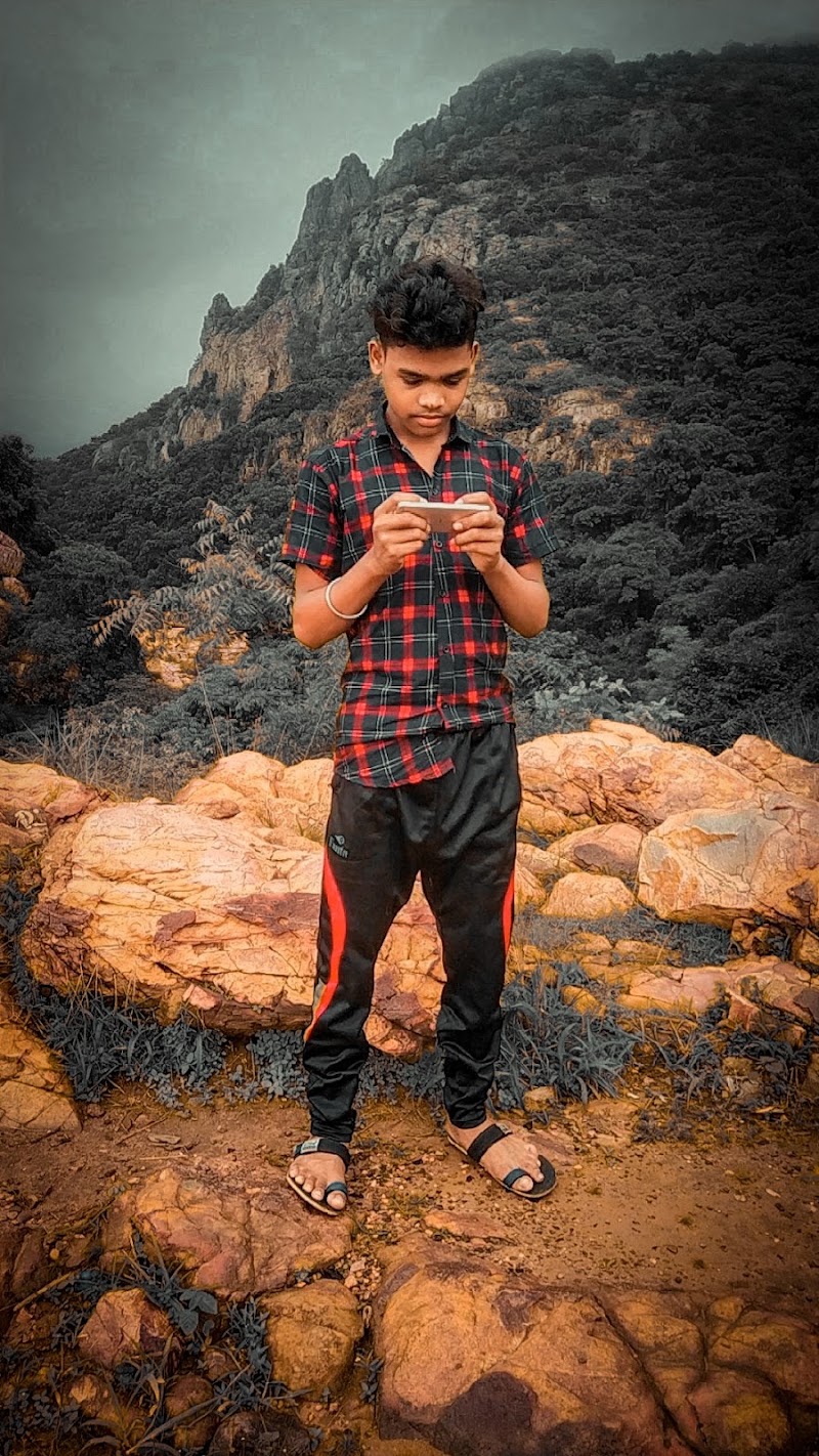 Top Of The Damau Dhara - Top Of The Damau Dhara, 4VR8+874, Salihabhatha, Chhattisgarh 495689, India