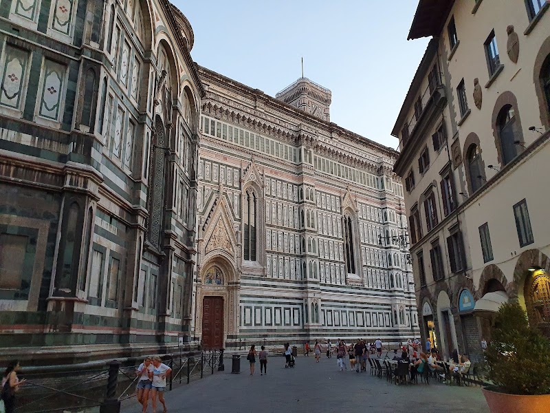 Piazza del Duomo - Piazza del Duomo Piazza del Duomo, 50122 Firenze FI, Italy
