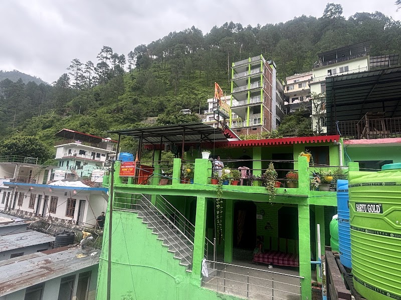 Maa bhagwati home stay kainchi dham - Maa bhagwati home stay kainchi dham Talla, Niglat, Bhowali Range, Uttarakhand 263132, India