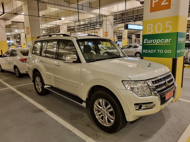 Europcar Muscat International Airport يوربكار لتأجير السيارات - Europcar Muscat International Airport يوربكار لتأجير السيارات, J72Q+6RW, Muscat, Oman