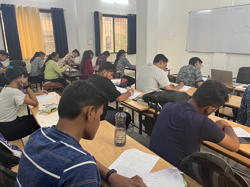 PACE commerce Classes (Nikita ma'am) - PACE commerce Classes (Nikita ma'am) ATM chowk main road, near netaji hotel, Avanti Vihar, Geetanjali Colony, Shankar Nagar, Raipur, Chhattisgarh 492001, India
