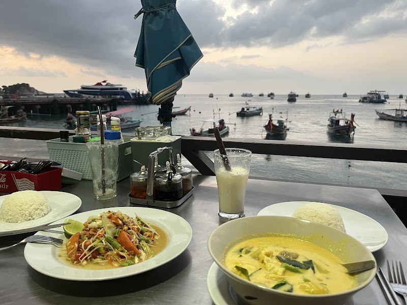 Mae Haad Seafood - Mae Haad Seafood 3RMF+CJQ, Ko Tao, Ko Pha-ngan District, Surat Thani 84280, Thailand