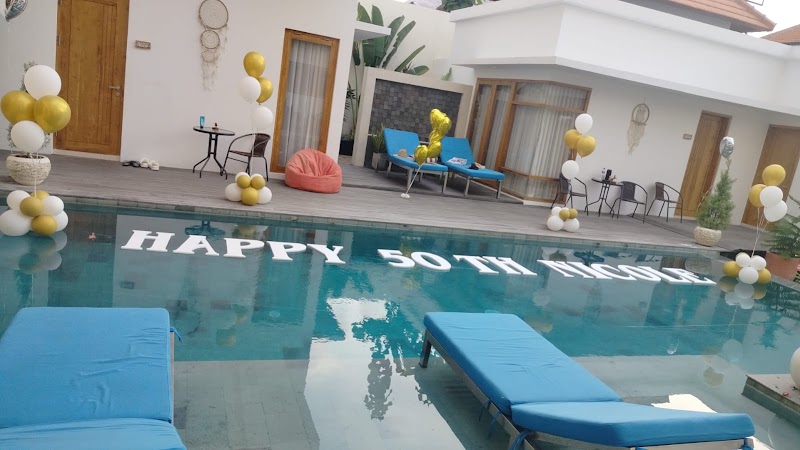 Villa Waldo - Luxury 6 Bedrooms Private Villa - Villa Waldo - Luxury 6 Bedrooms Private Villa, Jl. Batu Belig Gang Rajawali No.4, Kerobokan Kelod, Kec. Kuta Utara, Kabupaten Badung, Bali 80361, Indonesia