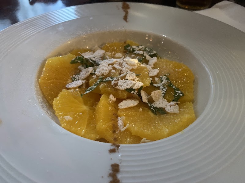 Yahmi - Yahmi 25 Av. Victoria, 75001 Paris, France
