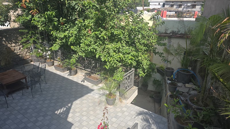 Charan villa - Charan villa HPGH+RP3 Before Toll Plaza, road, Mount Abu, Rajasthan 307501, India
