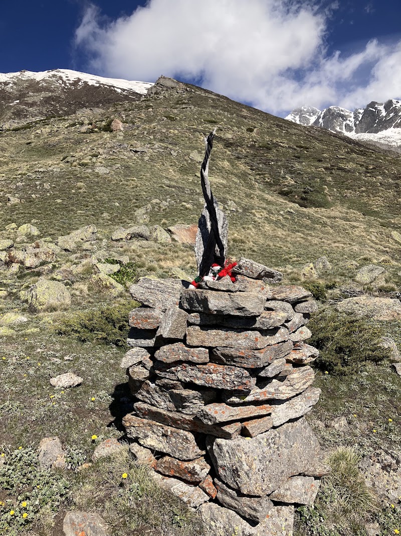 Chaka peak - Chaka peak G6Q4+2W, Dhar Shulacha Pilaya, Himachal Pradesh 172108, India