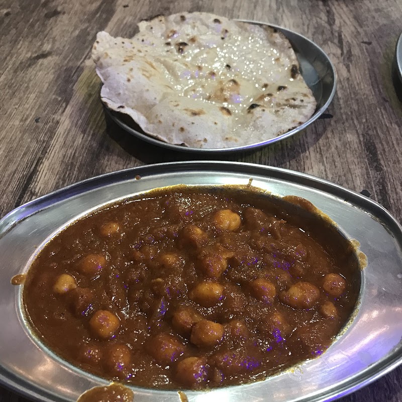 HARI OM PURE VEG CAFE - HARI OM PURE VEG CAFE Bus stend, near the atm, Kasol, Sosan, Himachal Pradesh 175105, India