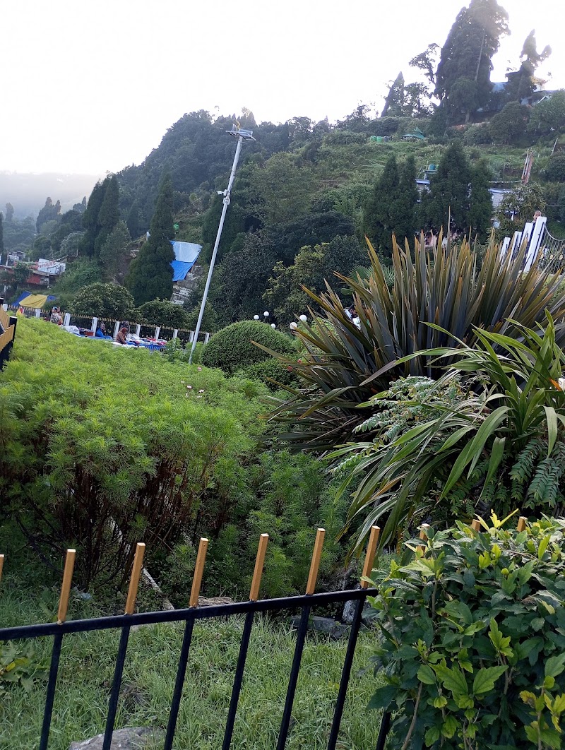 Daphne House Darjeeling - Daphne House Darjeeling St Teresa Road, above Tenzing Norgay Youth Hostel, near GNLF Party Office, Tungsung Basti, Darjeeling, West Bengal 734101, India