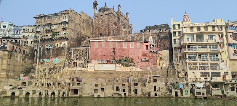 Pancha Ganga Ghat - Pancha Ganga Ghat 7/111, Sonarpura Rd, Ghats of Varanasi, Bangali Tola, Varanasi, Uttar Pradesh 221001, India