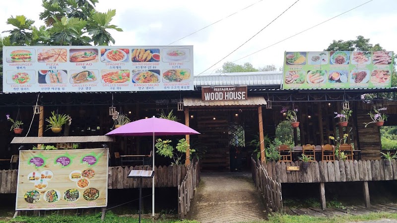 Wood House Family Restaurant - Wood House Family Restaurant Tổ 5 Đường Dinh Bà, Ông Lang, Phú Quốc, An Giang, Vietnam
