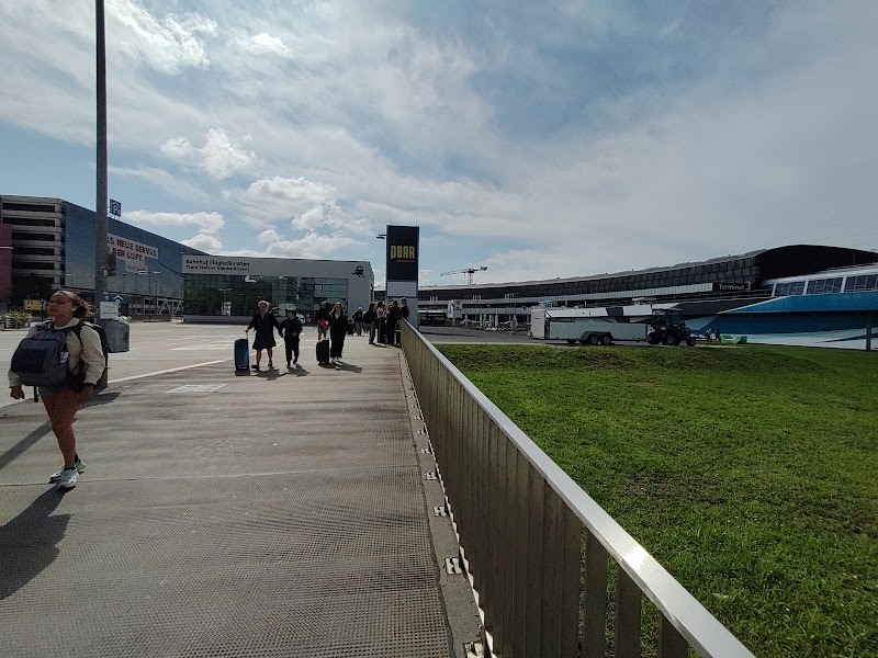 VIE Terminal 3 - VIE Terminal 3, 1300 Schwechat, Austria