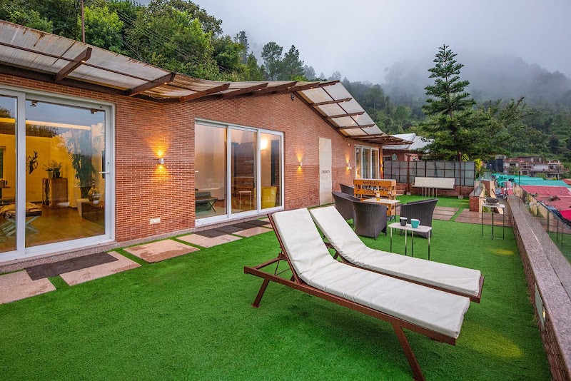 StayVista at Oberoi's Chalet in Bhimtal | 3 BHK Premium Villa