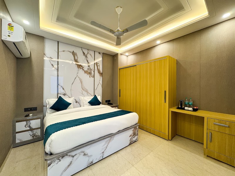 Hotel Vaidik Ganga - Hotel Vaidik Ganga, Swarg Ashram, Rishikesh, Uttarakhand 249304, India