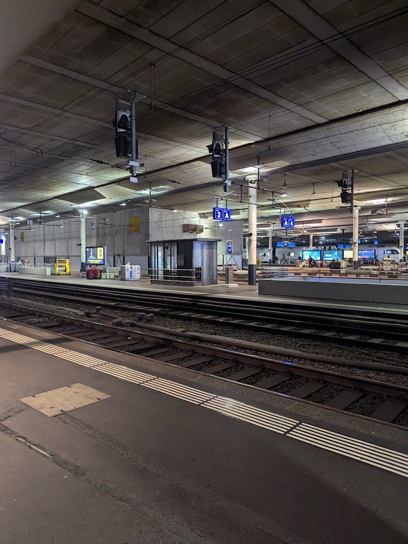 Bern, Bahnhof - Bern, Bahnhof 3011 Bern, Switzerland
