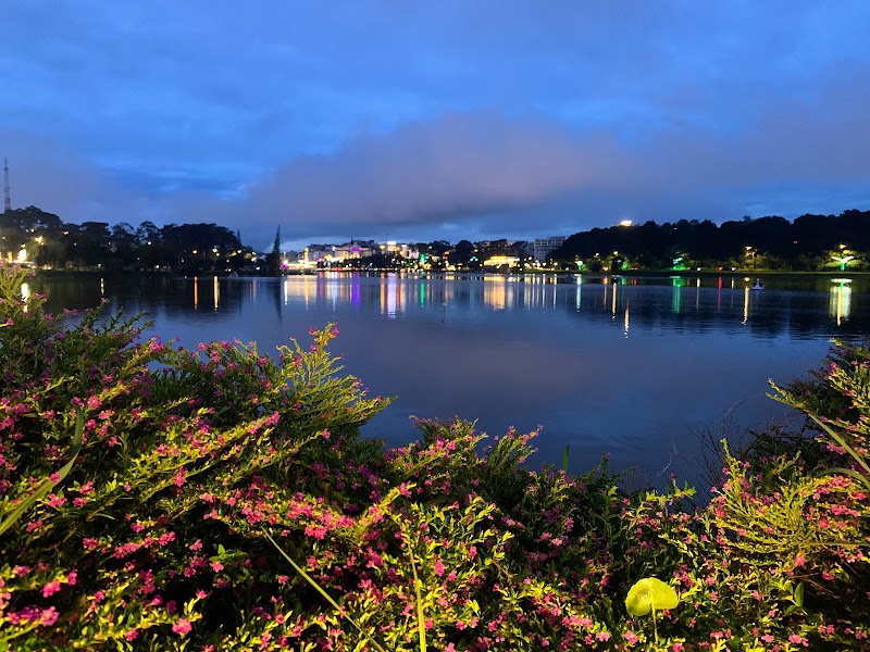 Lâm Viên Square - Lâm Viên Square Đ. Trần Quốc Toản, Xuân Hương - Đà Lạt, Lâm Đồng, Vietnam